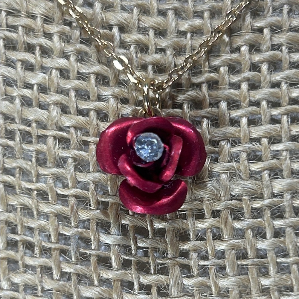 Vintage Gold Chain Necklace with Red Rose Pendant - Picture 3 of 8